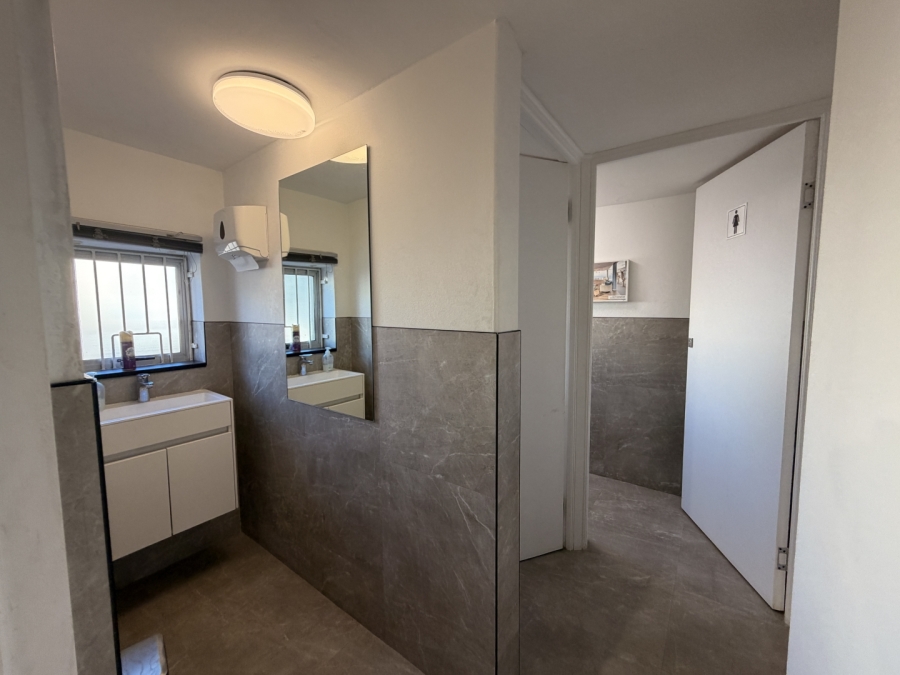 To Let Commercial Property for Rent in Cape Town City Centre Western Cape